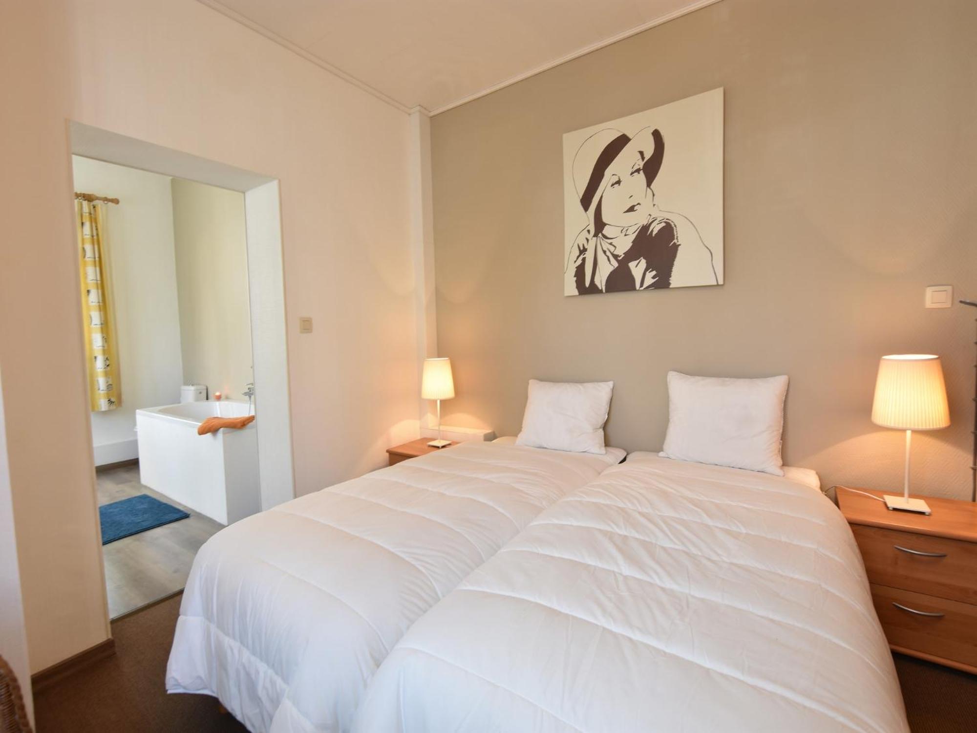 Former Hotel In The Centre And At 50 Metres From The Beach In Panne La Panne Extérieur photo
