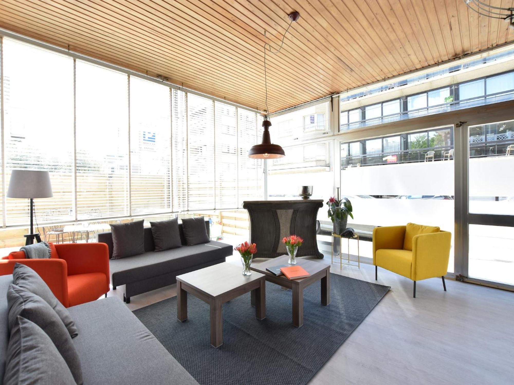 Former Hotel In The Centre And At 50 Metres From The Beach In Panne La Panne Extérieur photo