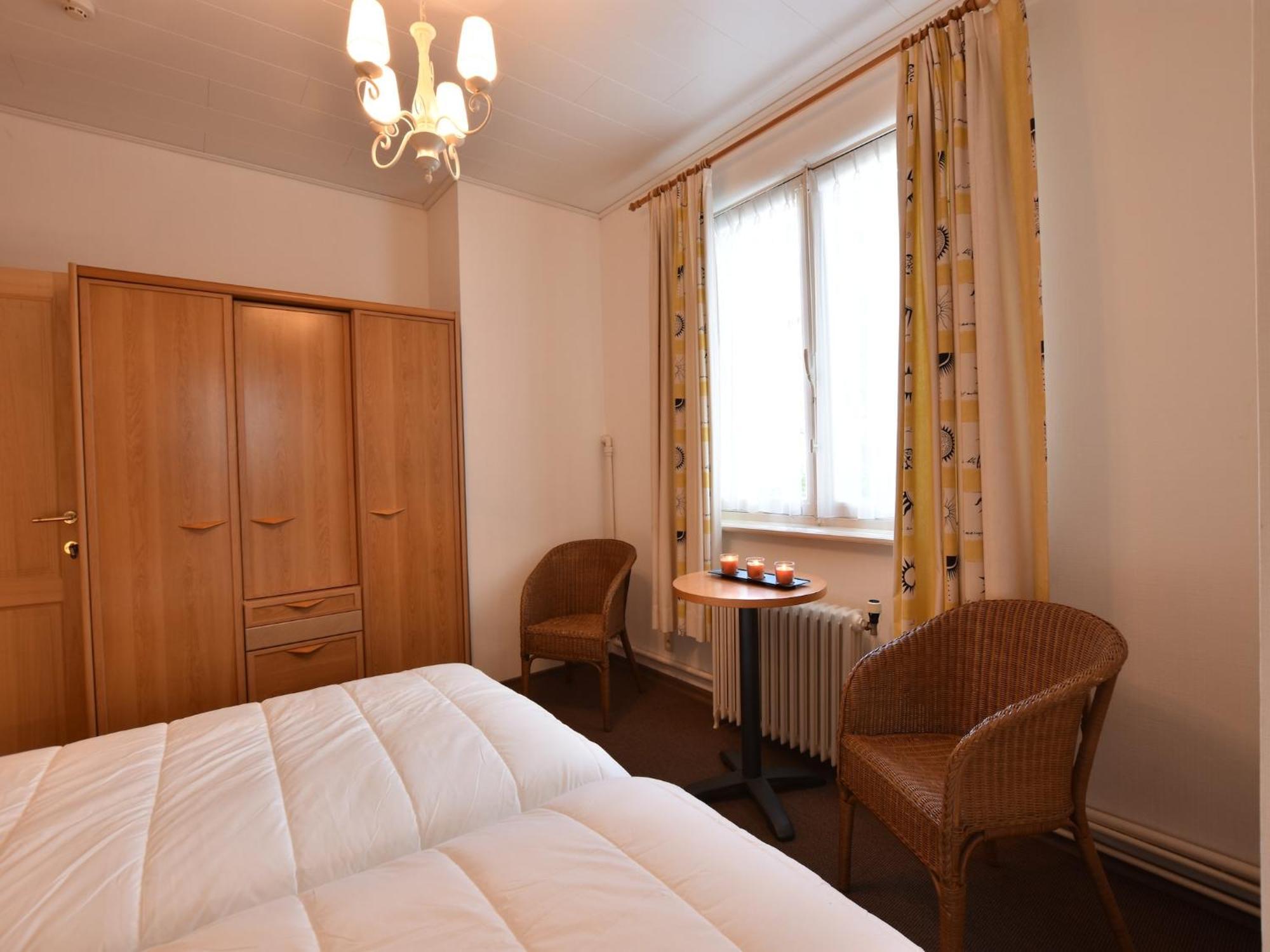 Former Hotel In The Centre And At 50 Metres From The Beach In Panne La Panne Extérieur photo